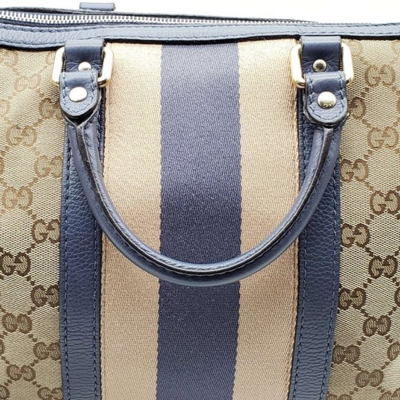 Authentic Gucci Canvas Vintage Medium CrossbodyBag - Picture 3 of 15